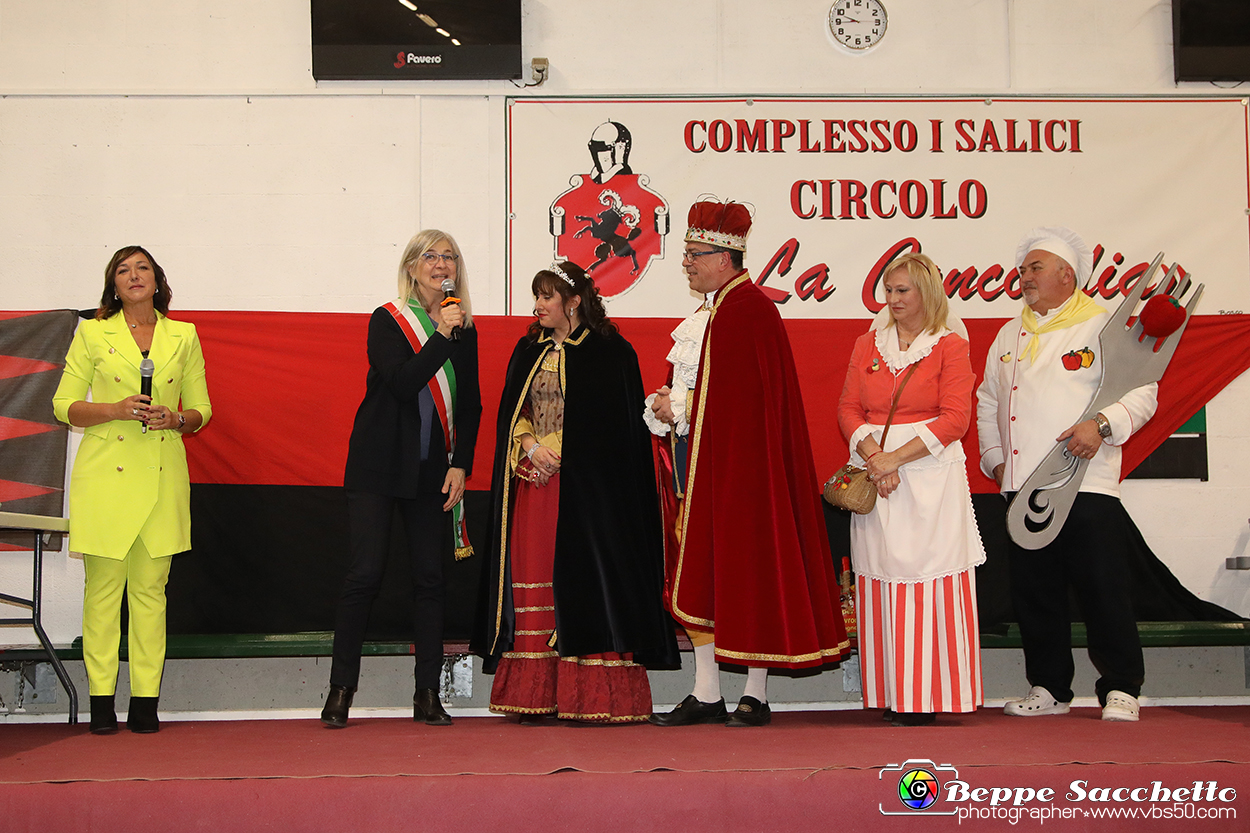 VBS_4699 - Investitura Re Peperone e Bela Povronera Carnevale di Carmagnola 2024.jpg